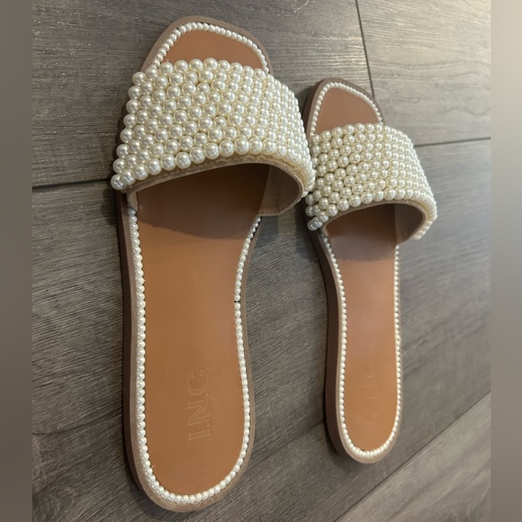 Pearl slides - Picture 3 of 4